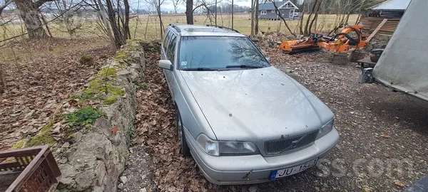 Volvo Pārdod volvo v70 skate beigusies septembrī. Auto r