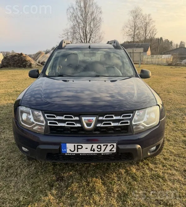 Dacia Tiek pārdota praktiska un ērta automašīna. Regulār