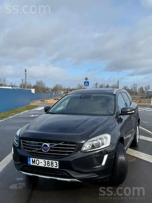 Volvo Volvo XC 60 meklē jaunu īpašnieku. Ar auto braukus