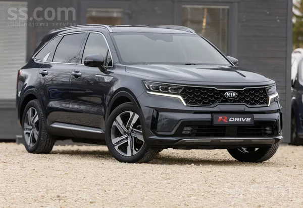 Kia Sorento 1.6 T-Gdi Hybrid Dynamicplusline 227Zs. 
Auto teicamā tehniskā