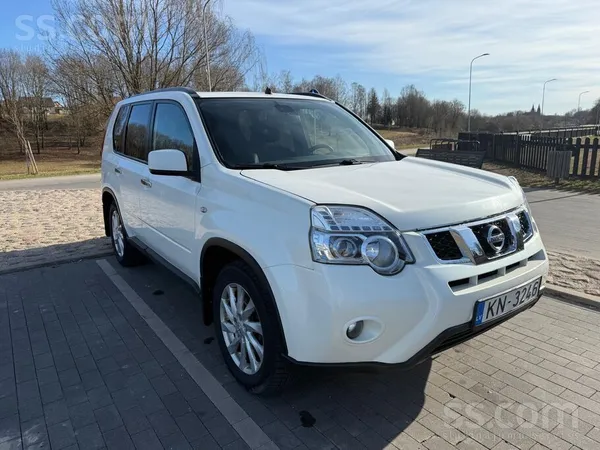 Pārdod Nissan X-Trail 4x4, 2011. gads, skaista white pearl krāsa, nobraukums