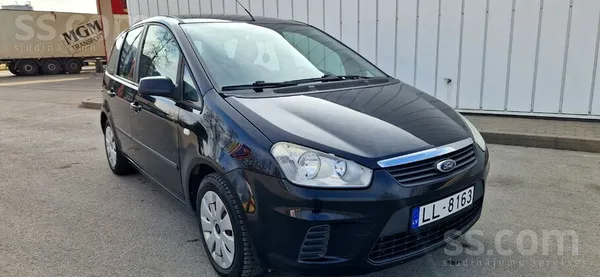 Ford Pārdošanā labs un ekonomisks auto kas ieguldijumu.