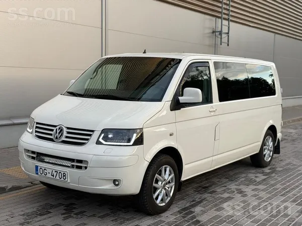 Volkswagen 5900€