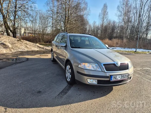 Skoda Pārdodu uzticamu un ekonomisku auto ļoti labā tehn