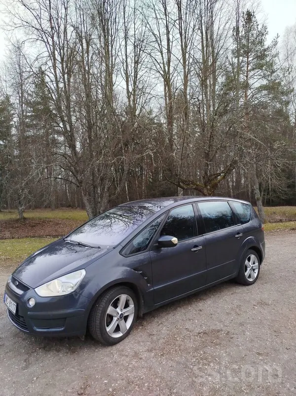 Ford Tehniski labā stāvoklī. 