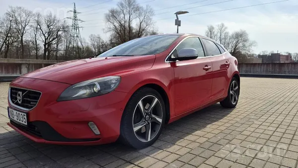 Volvo Pārdodu savu superīgo auto, cena vēl nedaudz runāj