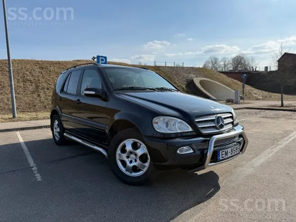 Tehniski labā stāvoklī. Pilnpiedziņa 4x4. Papildus informācija pa tālruni.