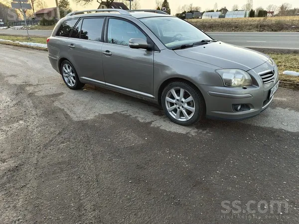 Toyota Avensis 2.2 dīzelis, 130Kw/175zs, ļoti dinamisks a