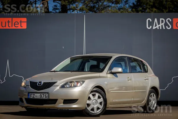Mazda 3 ar 1.6 litru benzīndzinēju un manuālo transmisiju. 77kw. 

-Apildā
