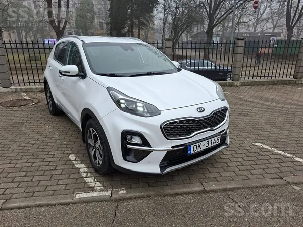 Pārdod Kia Sportage, 1.6 Turbo dīzelis, 4x4, automātiskā pārnesuma kārba.