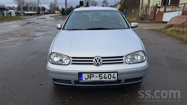 Volkswagen Pardodu labu auto , VW golf 1.6i Automāts, (74kw)i