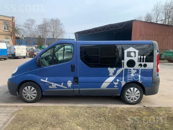 Renault 9 sēdvietas. Labā stāvoklī. Vairāk nekā 10 gadus v