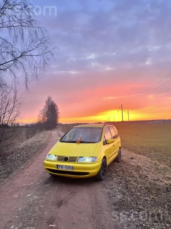 Volkswagen Tiek pārdots vw sharans ar carat komplektāciju (ād