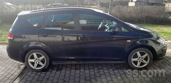 Pārdod labi koptu, ekonomisku un ietilpīgu Seat Altea XL 1.6 dīzeli, 66kW.