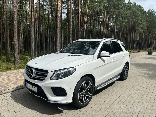 Labi uzturēts un kopts auto, 350D, 4-Matic 
Lieliskā tehniskā stāvokli. 
J