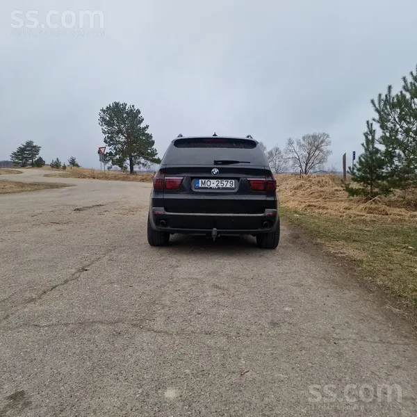 BMW Pārdodas Bmw x5 e70 173kw 2007 gada. 