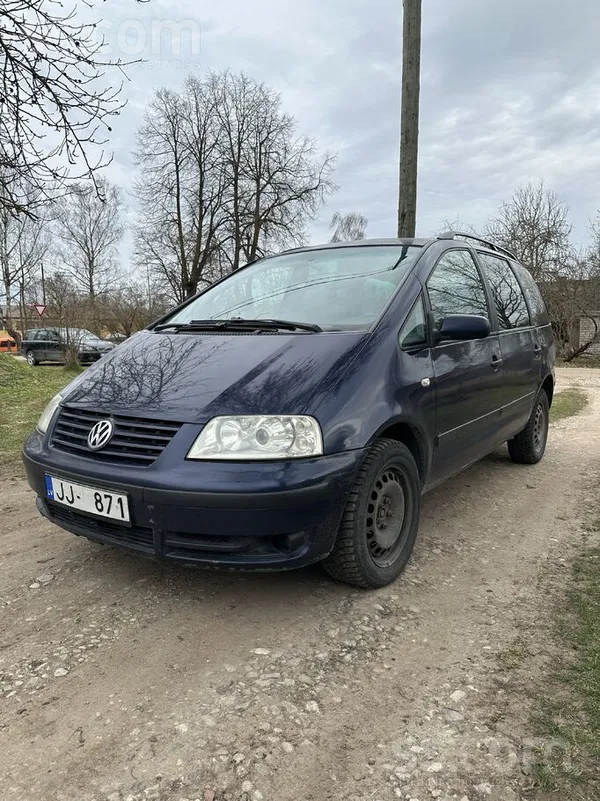 Volkswagen Pārdodu VW normālā stāvoklī. Ir vizuāli defekti, r