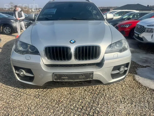 BMW Идеальное состояние. Машина привезена из южной Кор