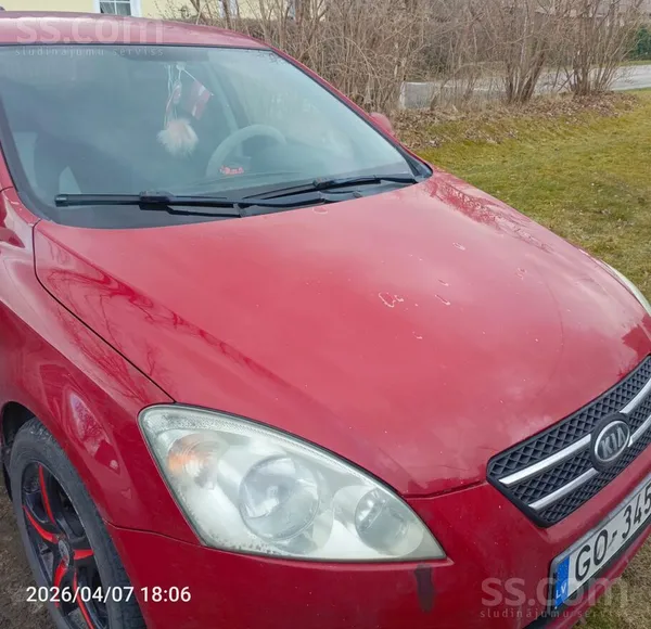 KIA Nākamais tehniskai apskatei jāmetina slieksnis, un