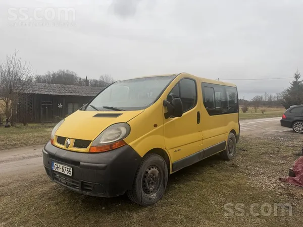 Renault Pārdod Renault Traffic 1.9D 6 ātrumu manuālā kārba