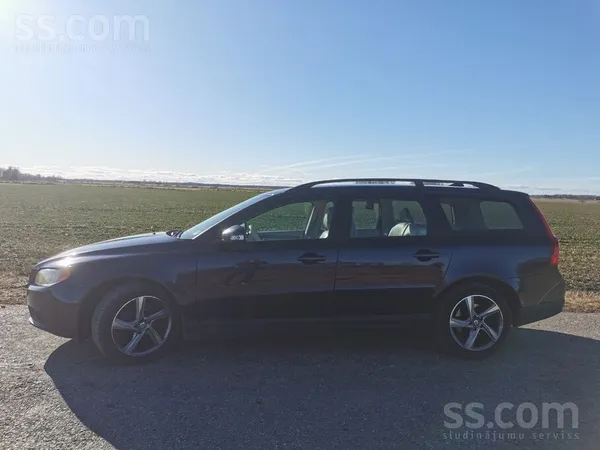 Volvo Pārdod Volvo v70 2, 4D, 129Kw, labā tehniskā stāvo