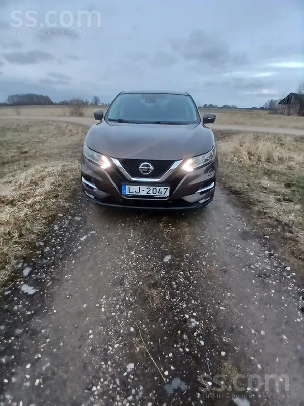 Nissan Tiek pardots ekonomisks auto ar 1.2 benzina turbo 