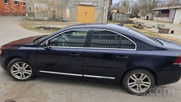 Volvo Продаю Volvo s80 2.4d, двигатель требует ремонта, 