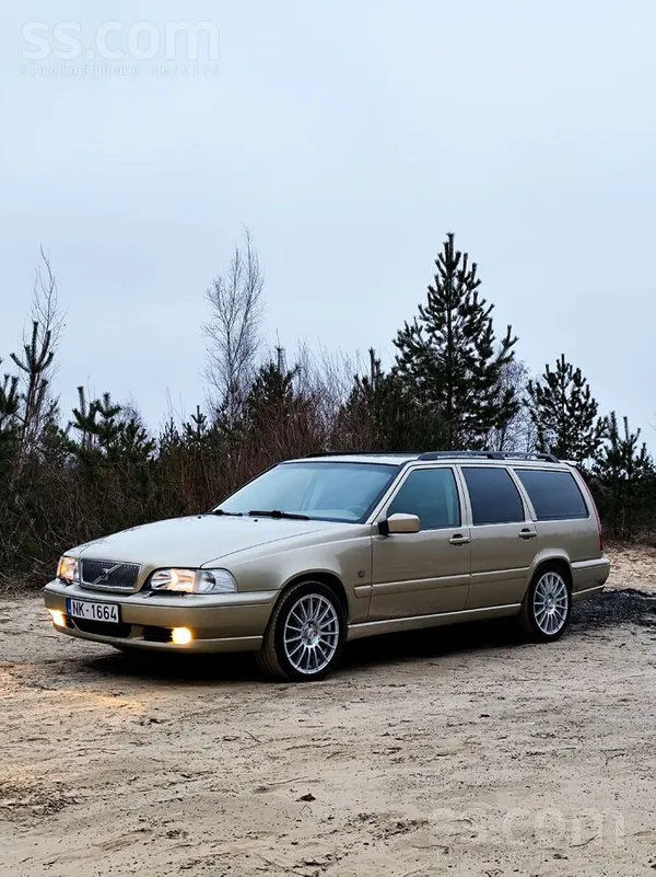Volvo 70 zelta karātu zviedrs. 
