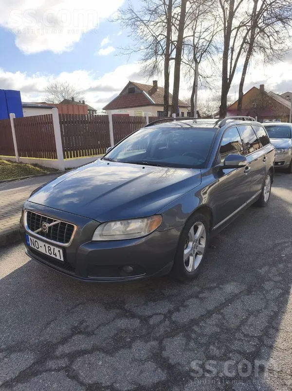 Volvo Tehniski normāli stāvoklī, sīki vizuāli defekti. p