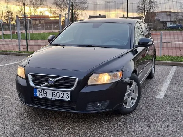 Volvo Volvo V50, 1 .6 dīzelis, Tikko mainīta eļļa, jauna