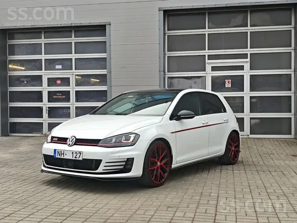Volkswagen Volkswagen Golf Gti ar 2.0Tsi benzīna dzinējs ar a