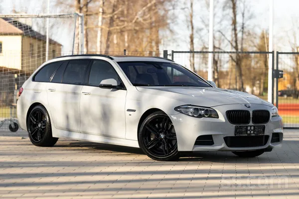 BMW Facelift BMW F11 530D 190 kw M-Sport Package. 
