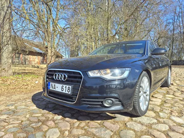 Audi A6 Limousine Quattro, lieliskā vizuālā un tehniskā