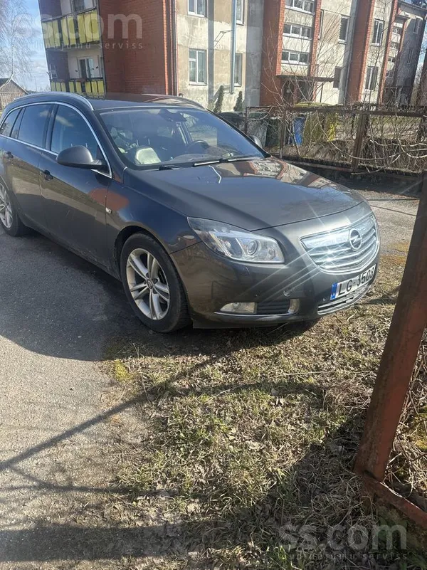 Pārdodu Opel Insignia
2011 gada
2.0d 118kw
Izrūsējušu caurumu nav, bet pa