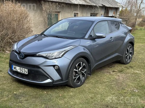 Pārdodu 2020. gada Toyota Ch-R, 1.8 Hibrīds. 
Style komplektācija. 
Tehnis