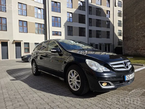 Mercedes Обсолютно новый т. о. хорошее состояние , Я третий