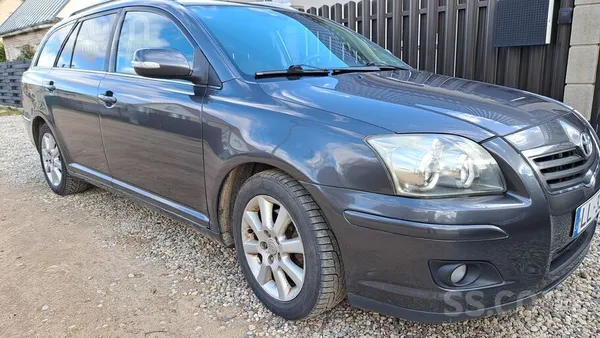 Toyota Toyota Avensis d4d , 110 kw машина в хорошем состо