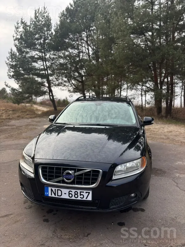 Volvo Pārdodu Volvo V70. Auto ir labā stāvoklī, gan tehn