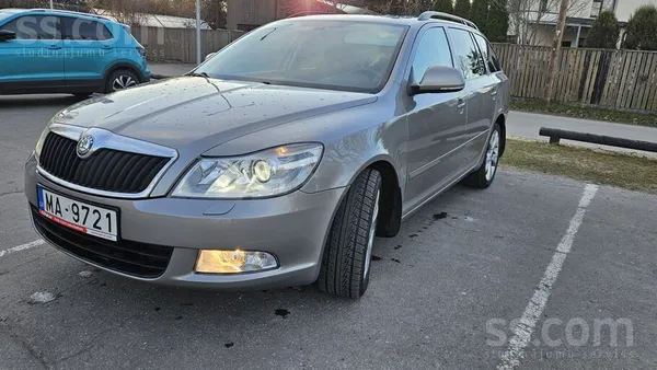 Skoda Pārdod Škoda Octavia Combi 2.0 Tdi 140 zs Dsg (201