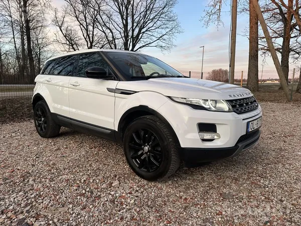 Bez nobraukuma pa Latviju. 

Land Rover Evoque
05.11.2014.
2.2 
110kw-1