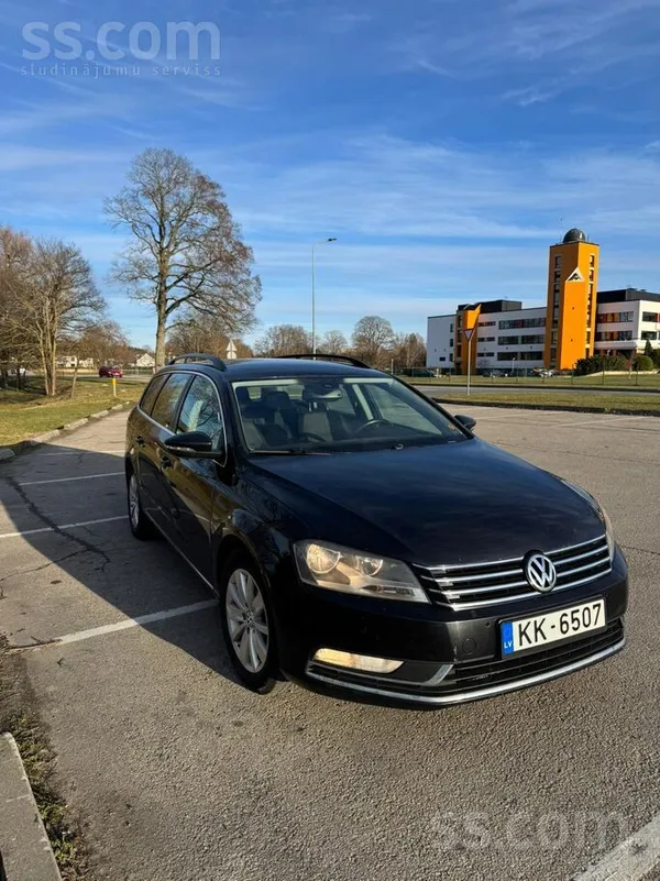 Volkswagen Īpašnieks pārdod labi uzturētu Volkswagen Passat B