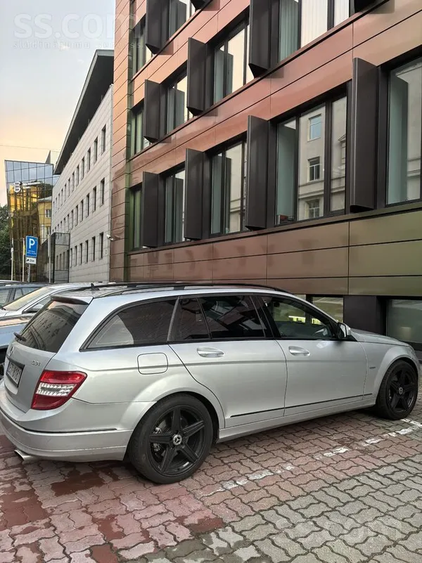 Pārdod labu c klasi, kuzavs labā stāvoklī , nav rūsas jo iepriekš atvests no