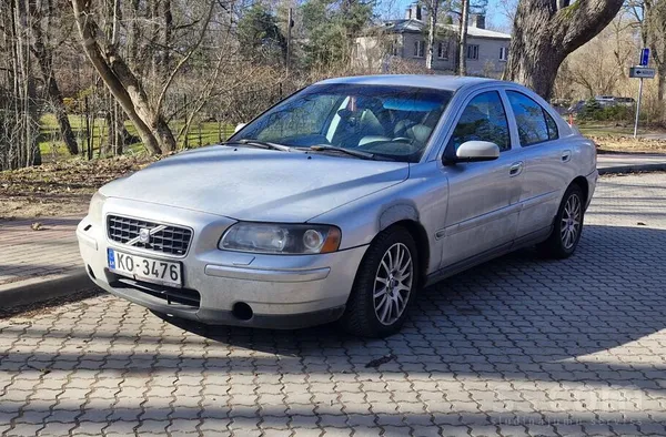 Volvo Pardodu/mainu Volvo ar tiko izietu tehnisko apskat