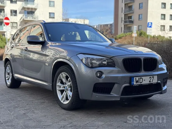 BMW BMW M pakete. xDrive. Shadow line. 