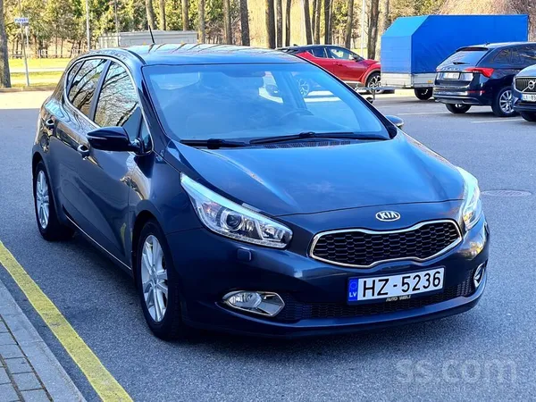 KIA Продаём Kia Ceed. Машина в прекрасном состоянии. К
