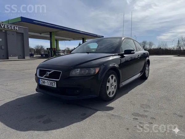 Volvo Pardod īpašnieks. Tikko izieta tehniska apskate. A