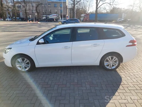 Pārdot Ekonomisku un Dinamisku auto 120Zs - Degvielas parēriņš 4-6, 5L un no