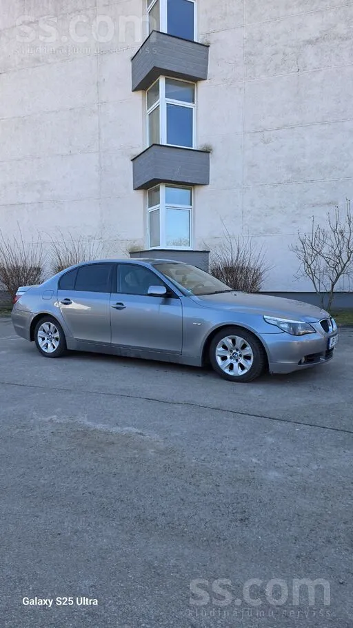 Auto labā tehniskā stāvoklī. Motors un ātrumkārba strādā korekti.