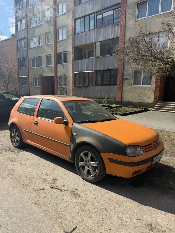 Volkswagen Продаю гольф, мотор чет лег, можно завести вроде н