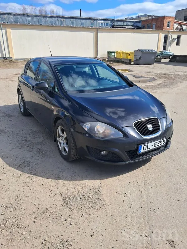 Seat leon, 6 ātrumu manuāls, labā tehniskā kārtībā, labas vasaras riepas, ja